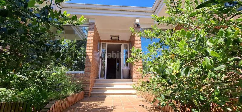 Foto f18d59b6-339b-4cbc-8d2d-dec1e7e4513c. Maison avec piscine dans Sancibrián Santa Cruz de Bezana