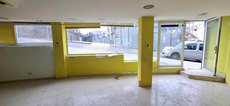 Foto 989bd329-9335-4083-b4b9-057d29d7c801. Lloguer local comercial a Puerto Chico Santander