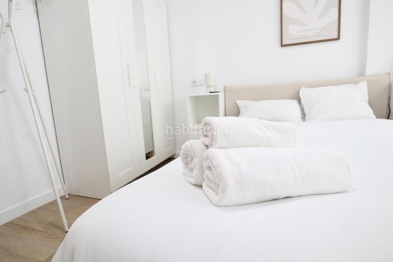 Foto 8463ab8f-f53e-4504-b57f-62709e381c0a. Rent flat with heating in Los Castros Santander