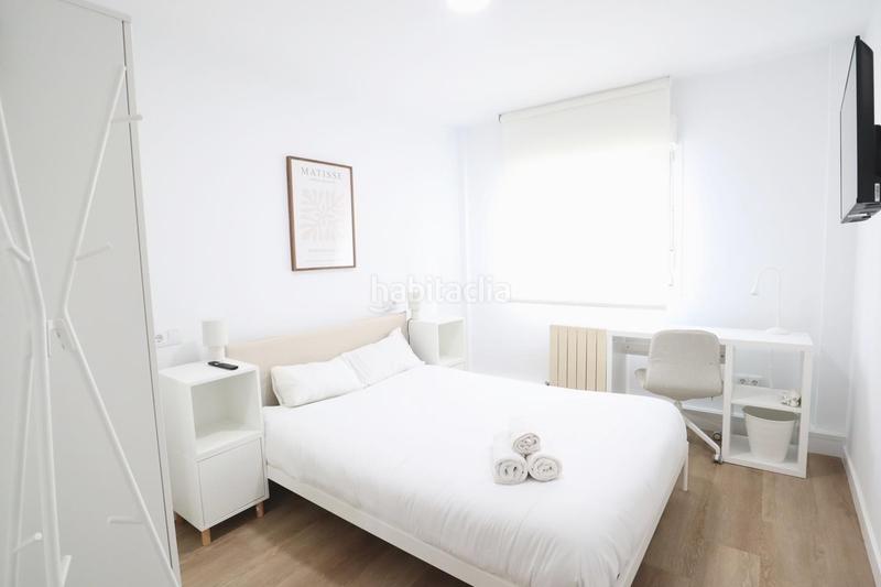 Foto e144ab78-2696-4738-8ec7-6a3f37b8b998. Rent flat with heating in Los Castros Santander