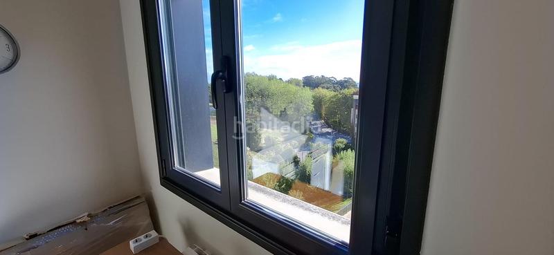 Foto 25278de7-b74a-4544-9326-5e2108f51749. Dúplex amb calefacció aparcament piscina a Valdenoja Santander