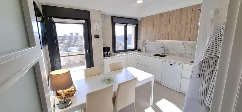 Foto 6194b386-dc66-4400-9e61-09d0df723861. Dúplex amb calefacció aparcament piscina a Valdenoja Santander