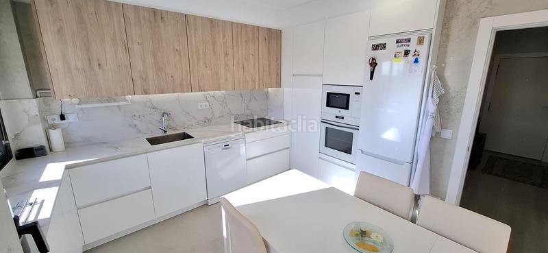 Foto adfe1d5a-c595-4d2d-9981-5e5df6d4db69. Dúplex amb calefacció aparcament piscina a Valdenoja Santander