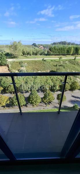 Foto cfaac953-57fc-4ecb-8503-99f5f522ac68. Dúplex amb calefacció aparcament piscina a Valdenoja Santander