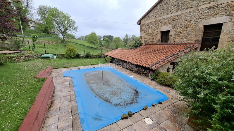 Foto c827a2f5-0926-47de-bf0e-17f759c125a9. Casa adossada amb calefacció piscina a Villacarriedo
