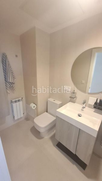 Foto 99a82ee9-c5f8-4942-b530-bd1f20ffb391. Casa amb aparcament a Alisal - San Román Santander
