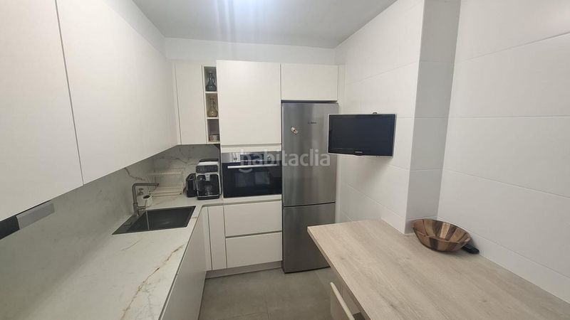 Foto dcf77843-93fe-438e-994f-df729a0cd20a. Casa amb aparcament a Alisal - San Román Santander