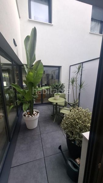 Foto f76ae487-5984-4025-9ea1-5549000749dd. Casa amb aparcament a Alisal - San Román Santander