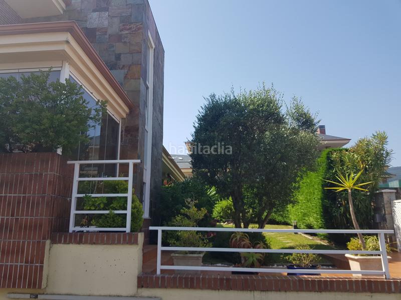 Foto 59939280-6dcc-4e92-a739-ef497a219329. Chalet mit parking pool in Playa Ostende Castro - Urdiales