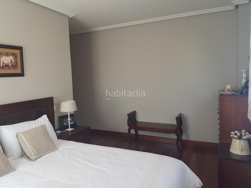 Foto 17a8443f-685c-41ee-89b1-be64607cc1e7. Chalet en Playa Ostende Castro - Urdiales