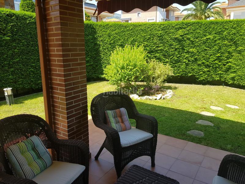 Foto ae640428-db75-4f65-bc6d-9b8cecaca241. Chalet en Playa Ostende Castro - Urdiales