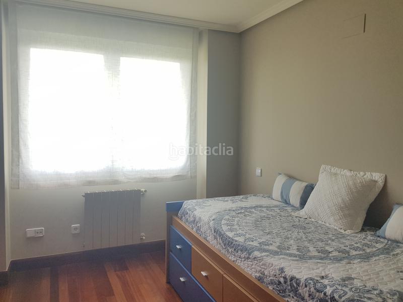 Foto 099a67a9-fda3-4d4e-8e66-8990aba4fa5f. Chalet avec parking piscine dans Playa Ostende Castro - Urdiales
