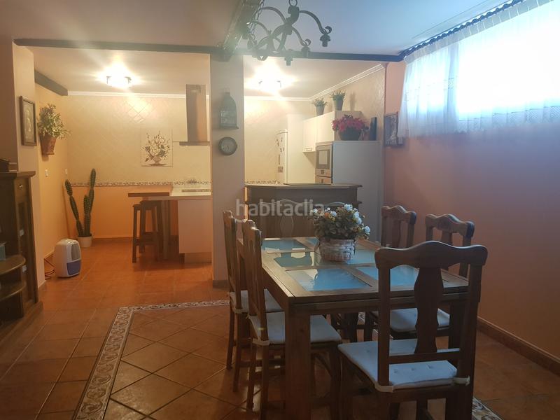 Foto 6e0a6a49-21fb-479b-afc7-3876195e427e. Chalet avec parking piscine dans Playa Ostende Castro - Urdiales