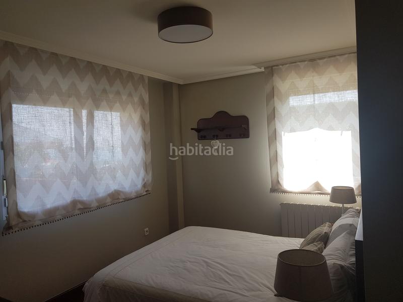 Foto b9b82e8b-f2f6-4025-976f-8d60ed287823. Xalet amb aparcament piscina a Playa Ostende Castro - Urdiales