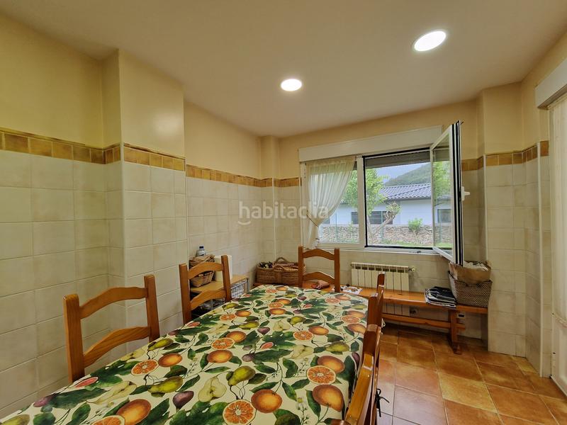 Foto 11150f51-5b06-4f68-95ec-c71dfd05990a. Chalet con parcheggio in Otañes-Talledo Castro - Urdiales