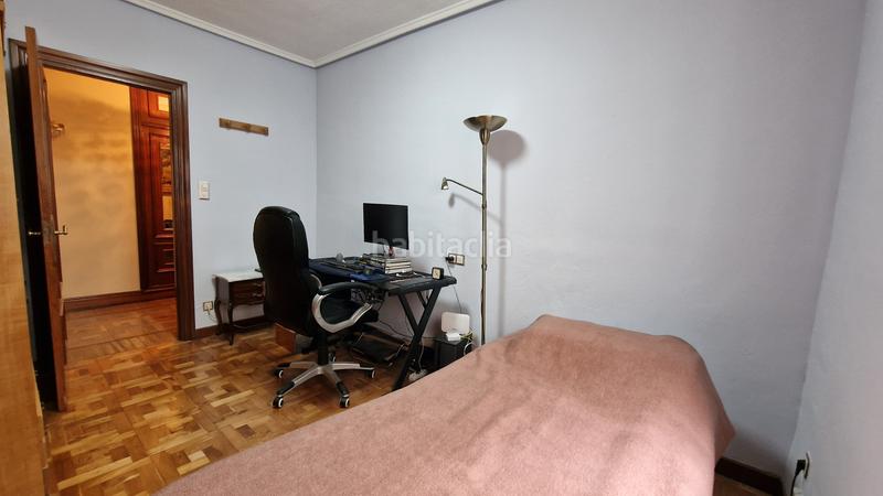 Foto b124716c-fb12-43b3-bf13-72e4e106e9ee. Pis a calle república argentina 5 a Centro Castro - Urdiales