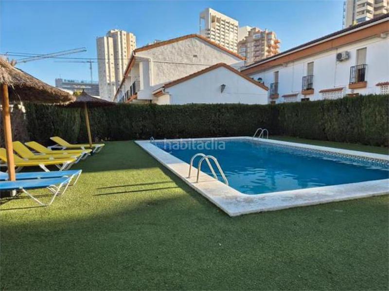 Foto a9a26c50-548f-4061-a0f7-dbf062077bae. Maison jumelée avec parking piscine dans Rincón Bajo Benidorm