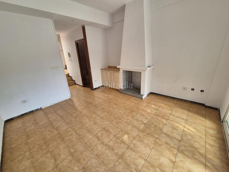 Foto f55b7668-c0e2-4981-93fe-7ef838150bc3. Maison jumelée avec parking piscine dans Rincón Bajo Benidorm