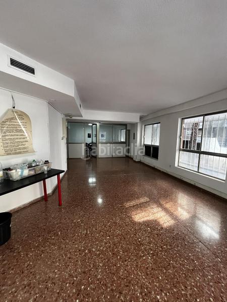 Foto 2aa9cca1-a9ae-4217-bf0a-32bebcfaa2fa. Oficina  en zona diputación. sin comisión de agencia en Alicante