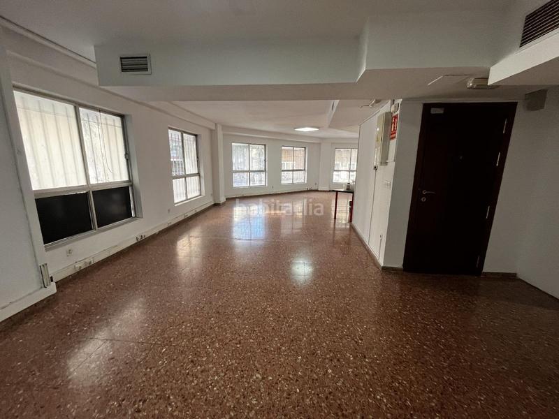 Foto 91ddd459-bb94-4c08-ab62-19a7328b2081. Oficina  en zona diputación. sin comisión de agencia en Alicante