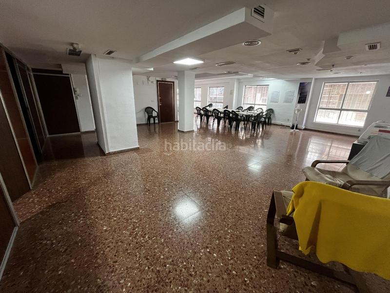 Foto d716d5c1-6e6e-46b6-8667-d43db0c0e46d. Oficina  en zona diputación. sin comisión de agencia en Alicante