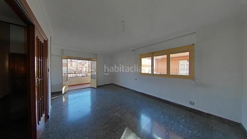 Foto 5faca6b8-f076-46de-8c85-727376184c81. Piso en petrer 61 activo bancario , en Plaza Castelar - Mercado Central Elda