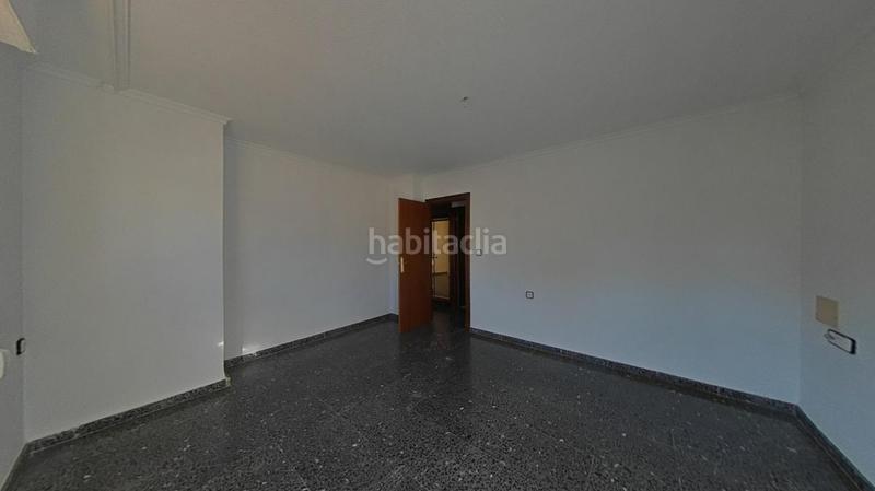 Foto 7a640758-426b-4324-8dc4-6c843d638b31. Piso en petrer 61 activo bancario , en Plaza Castelar - Mercado Central Elda