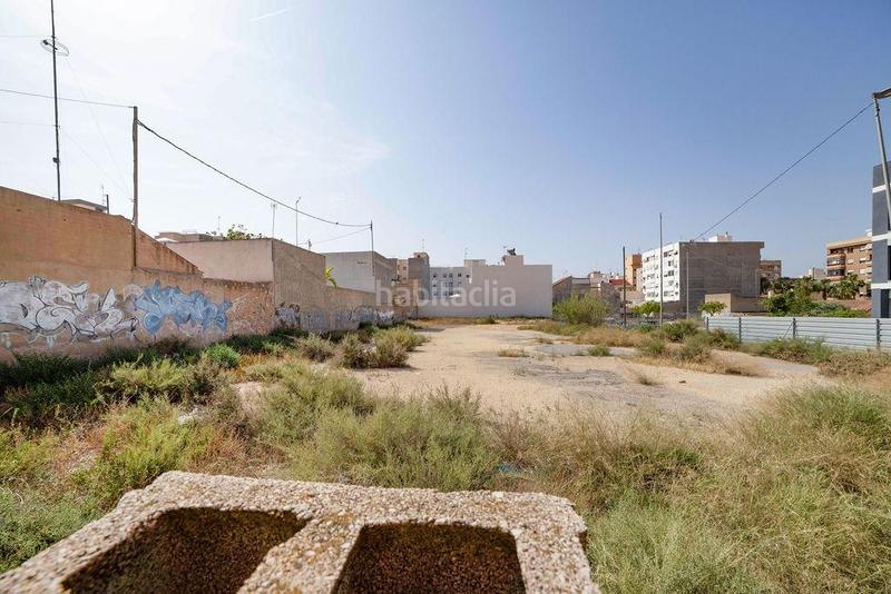 Foto 3d792671-b02e-4127-88a9-156c06603491. Terreny residencial a calle de joaquín blume 8 a Sant Vicent del Raspeig