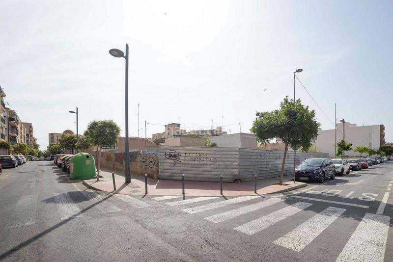 Foto 76dad12c-d657-44ea-8152-74ff76e47144. Terreny residencial a calle de joaquín blume 8 a Sant Vicent del Raspeig