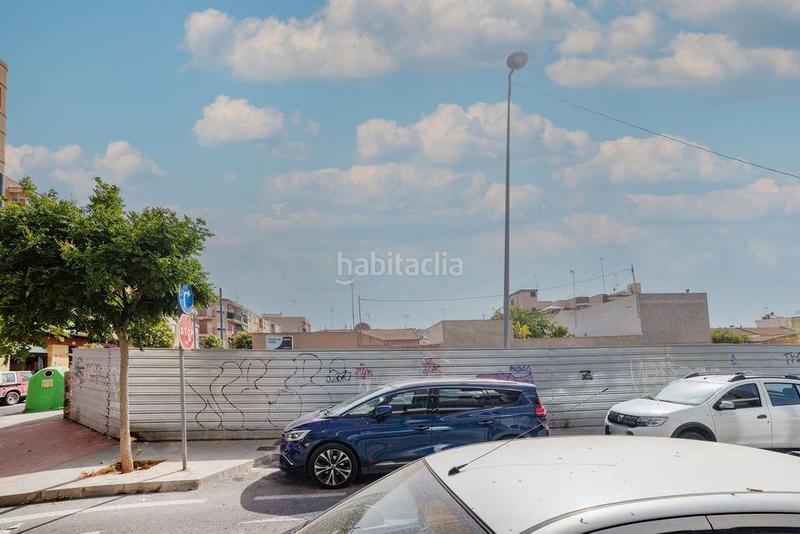 Foto e83ffad2-4b72-4891-a586-052b2a36a586. Terreny residencial a calle de joaquín blume 8 a Sant Vicent del Raspeig