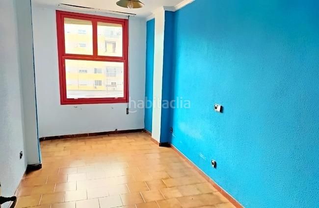 Foto d4a6f936-1d64-4b85-9815-1cc7bcbfcb31. Pis a Petrer