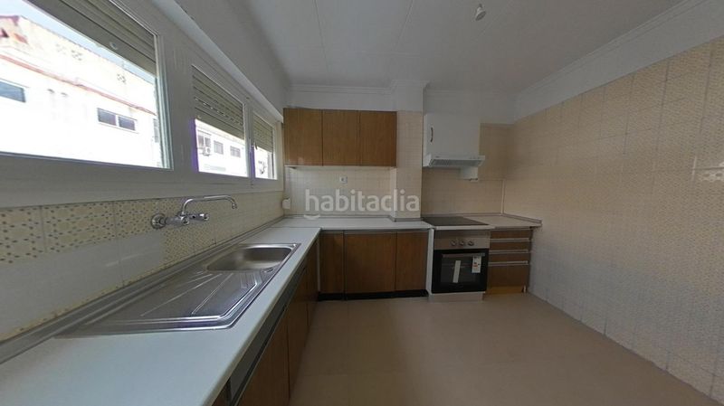 Foto 50d6b480-2533-4ede-9968-7a41fa34beb2. Pis a calle uruguay 22 a Plaza de Toros-Avenida Chapí-Trinquete Elda
