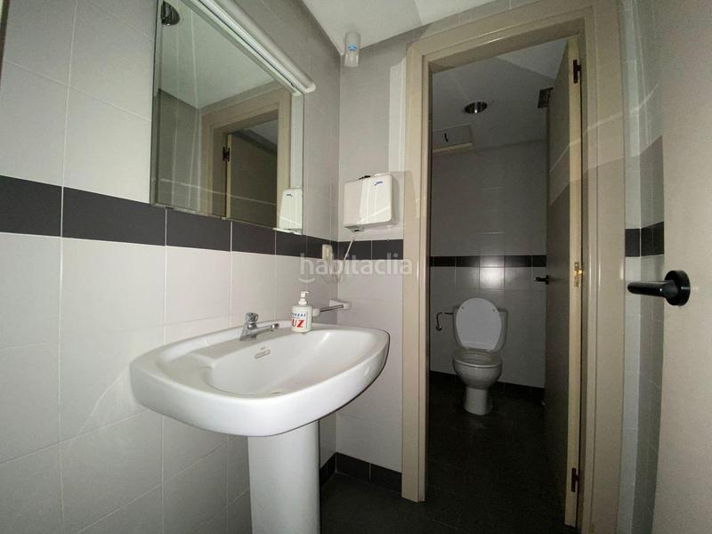 Foto 540b18e2-5a61-41f3-b38b-18a213d7295a. Local comercial local , barrio Benalúa en Benalúa Alicante