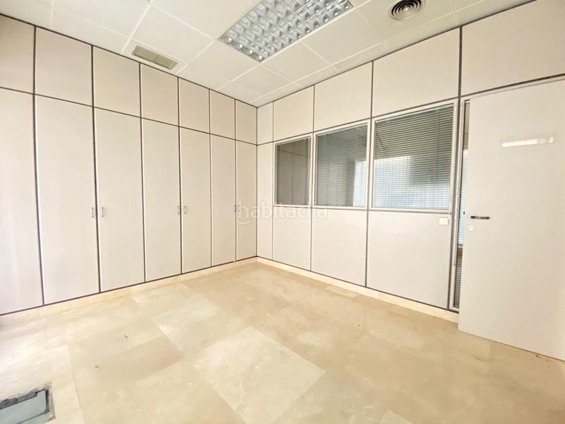 Foto 6b733d59-8e26-48a9-8f82-b82ec7efaaf8. Local comercial local , barrio Benalúa en Benalúa Alicante