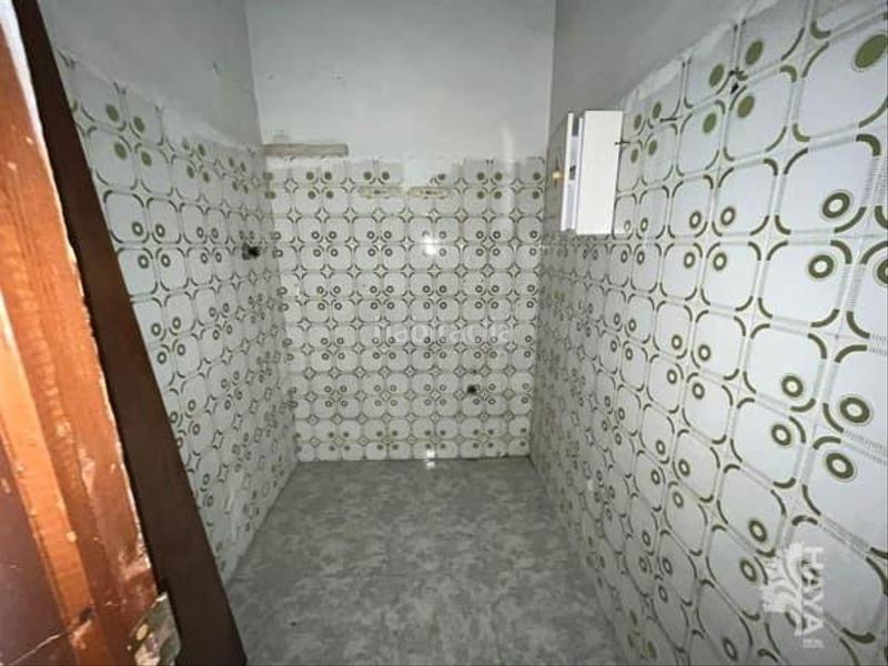 Foto 242c0a90-bc88-4b49-a676-8a2fd184e63e. Local comercial  en Benisaudet Alicante