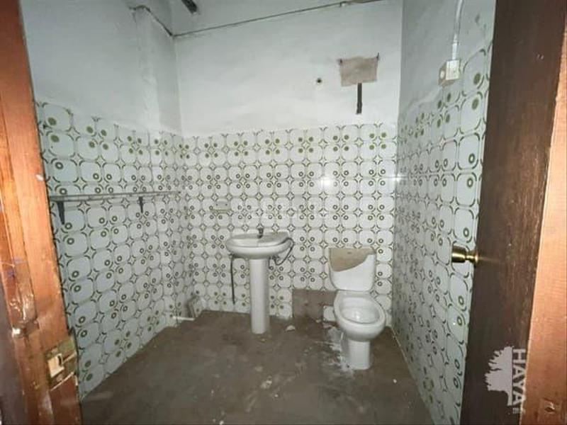 Foto bb9c77e2-05f7-4542-bcb4-385514adda50. Local comercial  en Benisaudet Alicante