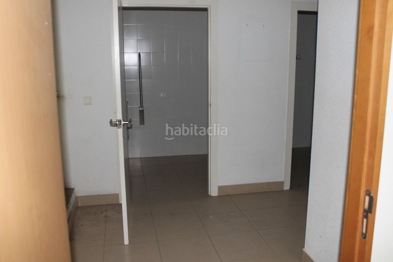 Foto 063cb13a-04b3-473e-9bfa-eb350b64ae97. Local comercial a Plaza de Toros-Avenida Chapí-Trinquete Elda
