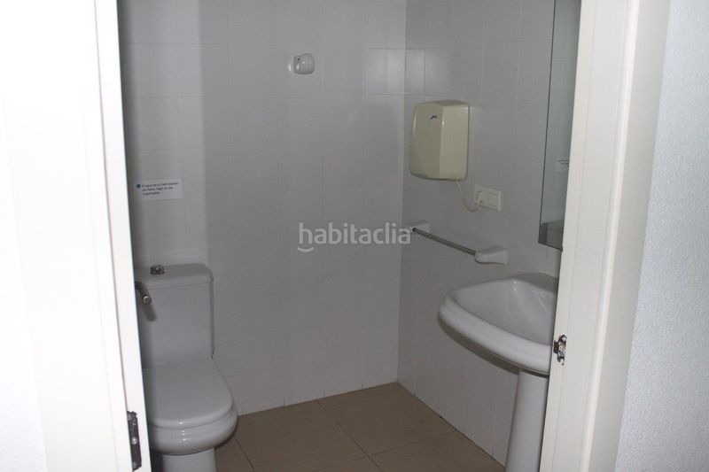 Foto c388aa38-4d6c-490b-8ac2-39951d646fe4. Local comercial a Plaza de Toros-Avenida Chapí-Trinquete Elda