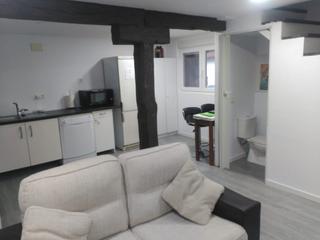 Casa a Güeñes. Venta casa adosada en la quadra