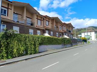 Casa a schiera in Artziniega