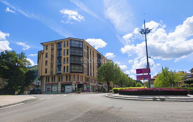 Foto 57a4ce50-1f25-48dd-a0d6-a167ba0492c8. Piso venta piso en sodupe con ascensor, parcela de garaje y trastero en Güeñes