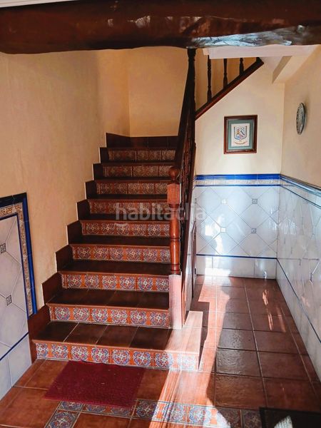 Foto f0a39c67-e926-4052-bad8-ae35d3ff20e2. Masia amb aparcament a Arcentales