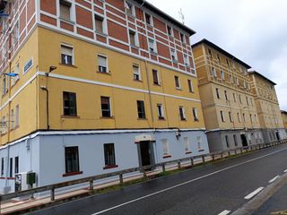 Flat in Alonsotegi. Venta piso en arbuio
