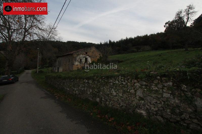 Foto ea08b647-a1bf-4036-8f59-7d6cff0b887c. Casa  de pueblo con terreno rustico agrario en Colindres