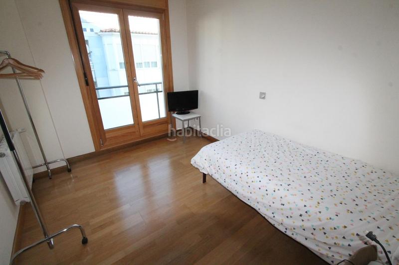 Foto 177677b5-36b7-40e4-95be-4e19b74beeb3. Piso moderno y acogedor duplex en Santoña