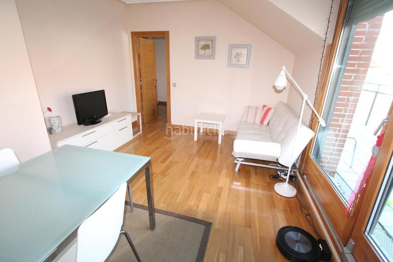 Foto d2a78b37-e99b-439c-a98b-89e95d902200. Piso moderno y acogedor duplex en Santoña