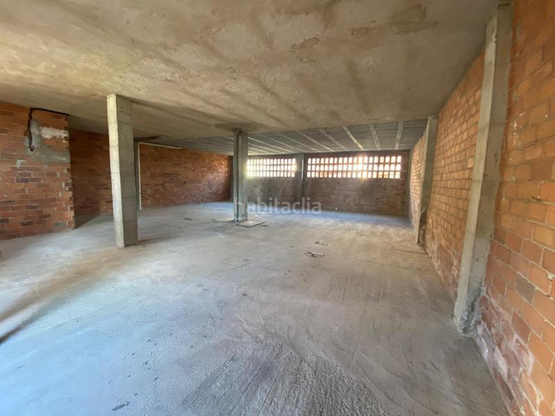 Foto 17f9f9b1-73be-40ef-82d5-eca89a2e0d46. Location local commercial dans Argoños