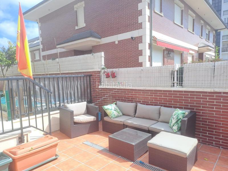 Foto a3528a2d-c82a-498a-8f94-a69566097bd8. Chalet mit heizung parking pool in El Puntal Laredo