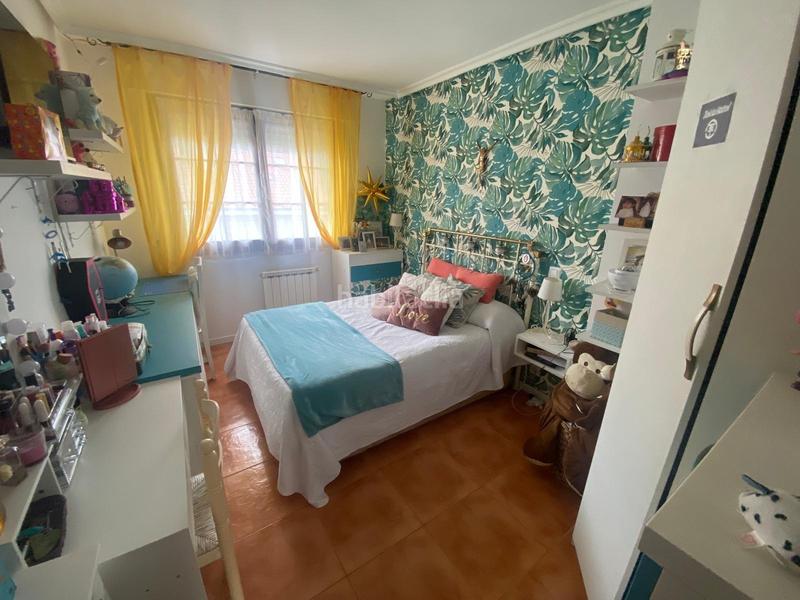 Foto 42c3d84b-003e-4bfb-8878-abe38d8fefe6. Semi detached house with heating pool in Argoños