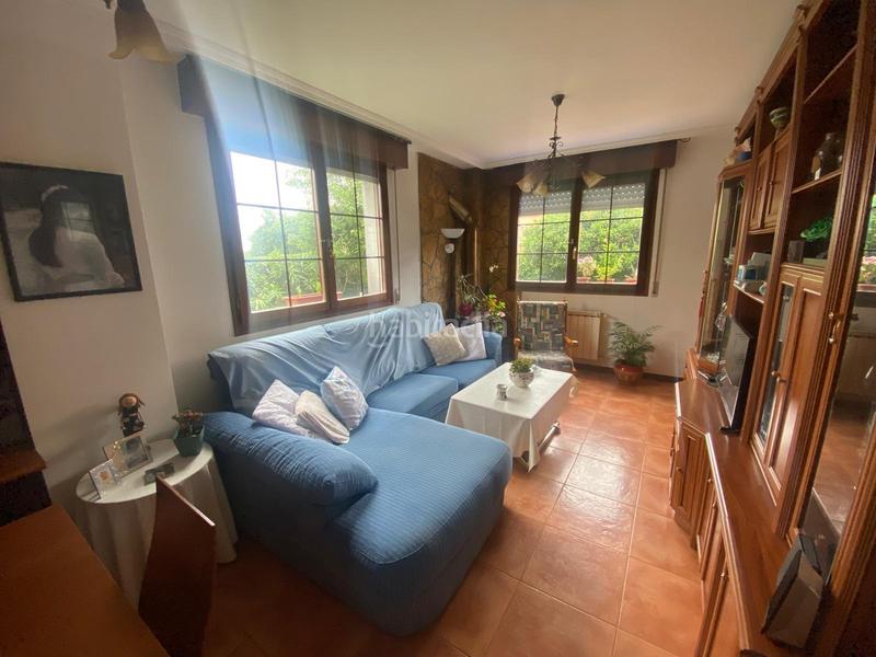 Foto b9565cd3-3f54-41c2-a6d3-3720a502e755. Semi detached house with heating pool in Argoños